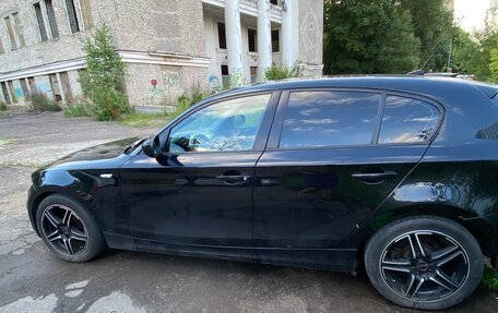 BMW 1 серия, 2011 год, 780 000 рублей, 3 фотография