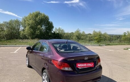 Hyundai Solaris II рестайлинг, 2011 год, 550 000 рублей, 4 фотография