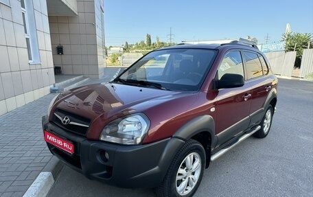 Hyundai Tucson III, 2008 год, 1 023 000 рублей, 1 фотография