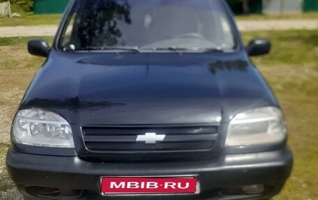 Chevrolet Niva I рестайлинг, 2005 год, 275 000 рублей, 1 фотография