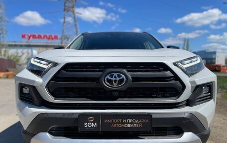 Toyota RAV4, 2024 год, 4 700 000 рублей, 2 фотография