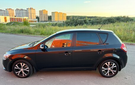 KIA cee'd I рестайлинг, 2011 год, 830 000 рублей, 2 фотография