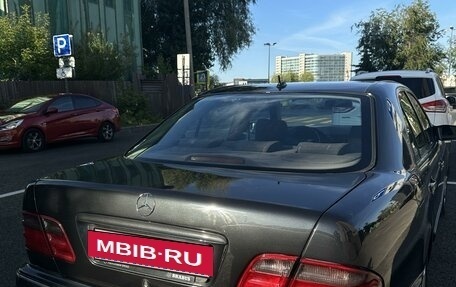 Mercedes-Benz E-Класс, 2000 год, 1 050 000 рублей, 12 фотография