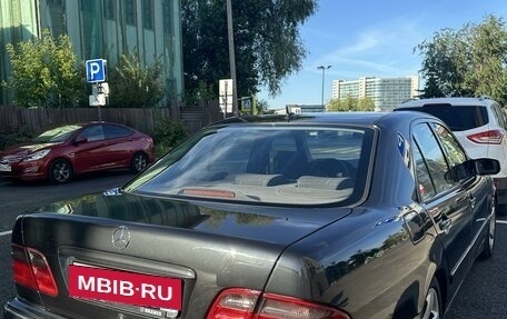 Mercedes-Benz E-Класс, 2000 год, 1 050 000 рублей, 9 фотография