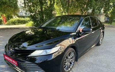 Toyota Camry, 2019 год, 3 950 000 рублей, 1 фотография