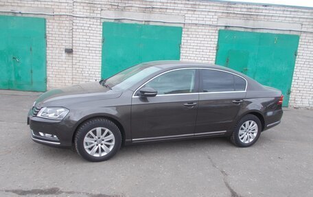 Volkswagen Passat B7, 2013 год, 1 300 000 рублей, 3 фотография