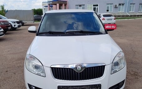 Skoda Fabia II, 2009 год, 670 000 рублей, 2 фотография