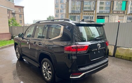 Toyota Land Cruiser, 2024 год, 14 650 000 рублей, 5 фотография