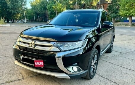 Mitsubishi Outlander III рестайлинг 3, 2015 год, 2 250 000 рублей, 1 фотография