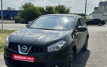 Nissan Qashqai, 2012 год, 700 000 рублей, 2 фотография