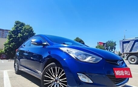 Hyundai Elantra V, 2012 год, 1 270 000 рублей, 2 фотография