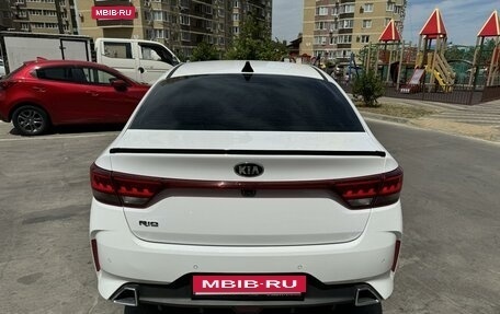 KIA Rio IV, 2021 год, 1 900 000 рублей, 10 фотография