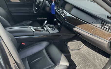 BMW 7 серия, 2011 год, 1 500 000 рублей, 6 фотография