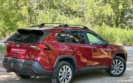 Toyota RAV4, 2020 год, 3 649 999 рублей, 4 фотография