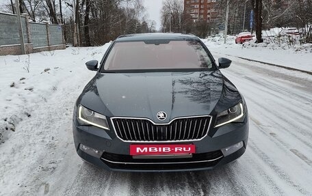 Skoda Superb III рестайлинг, 2018 год, 2 620 000 рублей, 4 фотография