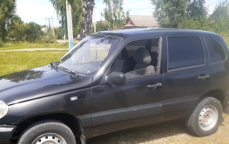 Chevrolet Niva I рестайлинг, 2005 год, 275 000 рублей, 4 фотография