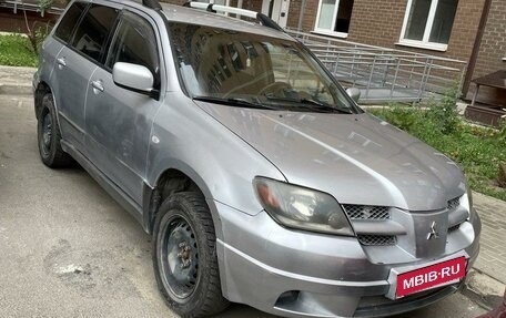 Mitsubishi Outlander III рестайлинг 3, 2004 год, 525 000 рублей, 6 фотография