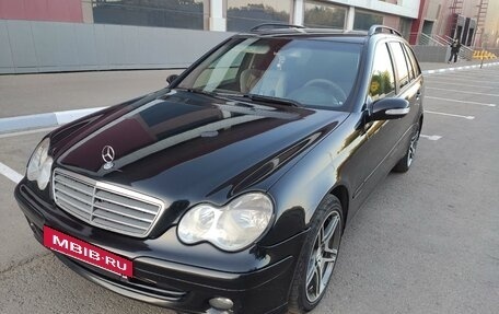 Mercedes-Benz C-Класс, 2006 год, 680 000 рублей, 4 фотография