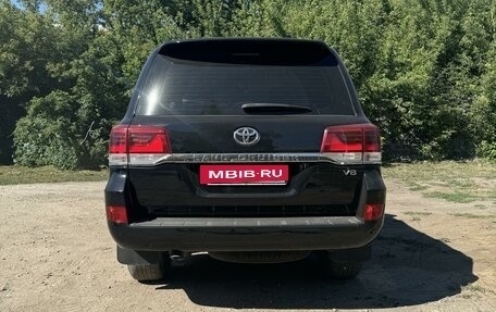 Toyota Land Cruiser 200, 2018 год, 8 500 000 рублей, 3 фотография