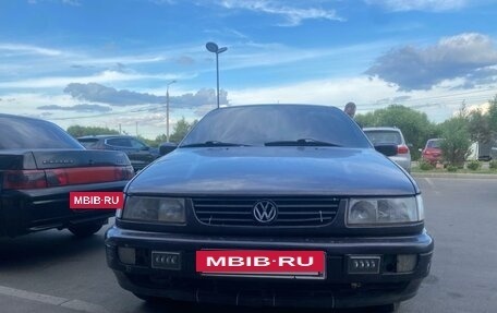 Volkswagen Passat B4, 1995 год, 200 000 рублей, 3 фотография