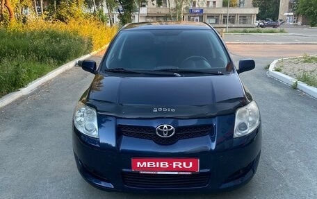 Toyota Auris II, 2007 год, 690 000 рублей, 1 фотография