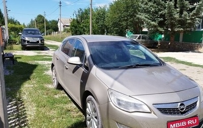 Opel Astra J, 2011 год, 680 000 рублей, 1 фотография