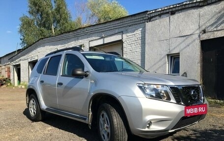 Nissan Terrano III, 2016 год, 1 380 000 рублей, 2 фотография