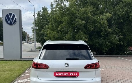 Volkswagen Touareg III, 2018 год, 6 700 000 рублей, 6 фотография