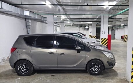 Opel Meriva, 2012 год, 900 000 рублей, 4 фотография