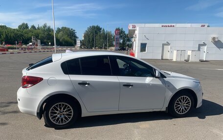 Chevrolet Cruze II, 2013 год, 750 000 рублей, 3 фотография