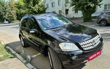 Mercedes-Benz M-Класс, 2005 год, 1 360 000 рублей, 4 фотография