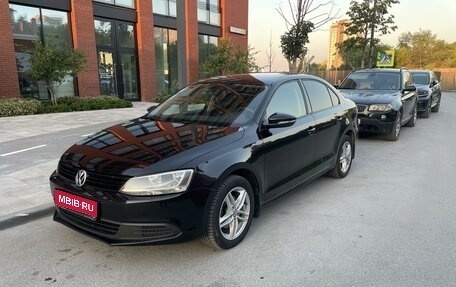 Volkswagen Jetta VI, 2013 год, 1 320 000 рублей, 1 фотография