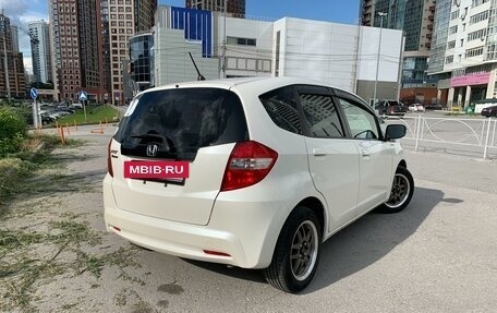 Honda Fit III, 2011 год, 1 050 000 рублей, 4 фотография