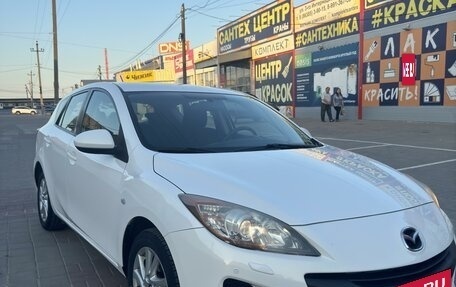 Mazda 3, 2013 год, 1 350 000 рублей, 2 фотография