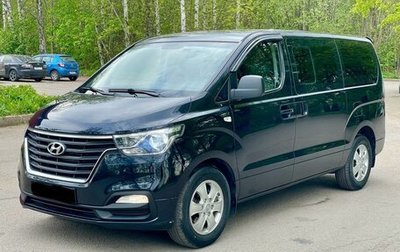 Hyundai Grand Starex Grand Starex I рестайлинг 2, 2019 год, 3 150 000 рублей, 1 фотография