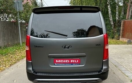 Hyundai Grand Starex Grand Starex I рестайлинг 2, 2008 год, 2 450 000 рублей, 3 фотография