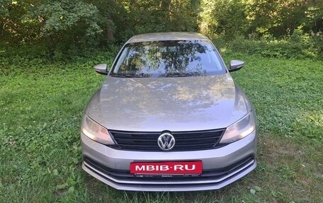 Volkswagen Jetta VI, 2016 год, 1 250 000 рублей, 3 фотография