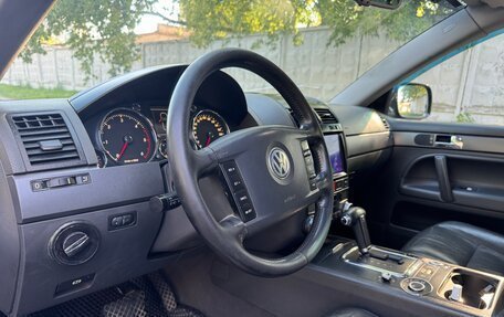 Volkswagen Touareg III, 2005 год, 850 000 рублей, 8 фотография