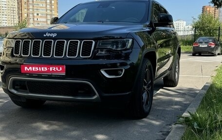 Jeep Grand Cherokee, 2018 год, 3 800 000 рублей, 1 фотография