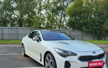 KIA Stinger I, 2018 год, 3 200 000 рублей, 3 фотография