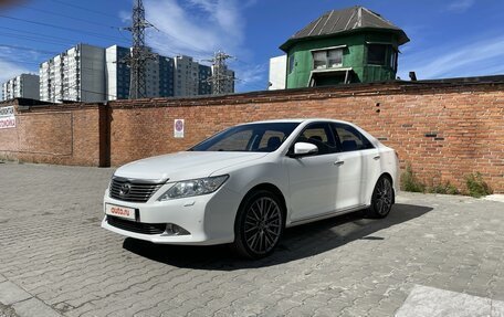 Toyota Camry, 2013 год, 2 150 000 рублей, 2 фотография