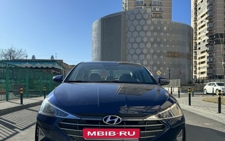 Hyundai Elantra VI рестайлинг, 2019 год, 1 750 000 рублей, 2 фотография