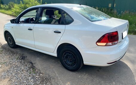 Volkswagen Polo VI (EU Market), 2016 год, 705 000 рублей, 2 фотография