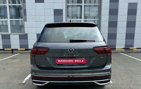 Volkswagen Tiguan II, 2021 год, 4 000 000 рублей, 9 фотография