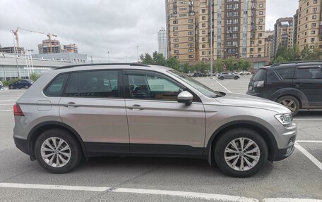 Volkswagen Tiguan II, 2019 год, 2 500 000 рублей, 5 фотография