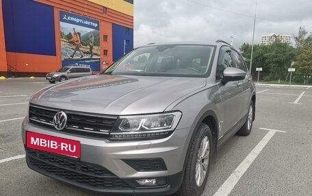 Volkswagen Tiguan II, 2019 год, 2 500 000 рублей, 4 фотография