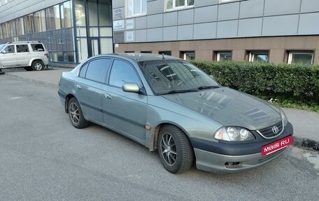 Toyota Avensis III рестайлинг, 2000 год, 370 000 рублей, 3 фотография