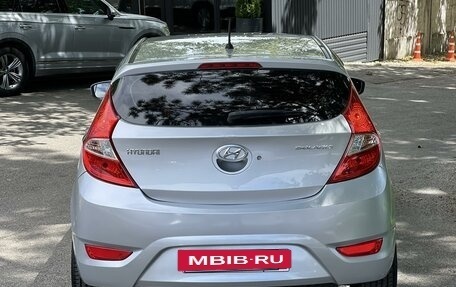 Hyundai Solaris II рестайлинг, 2013 год, 1 100 000 рублей, 7 фотография