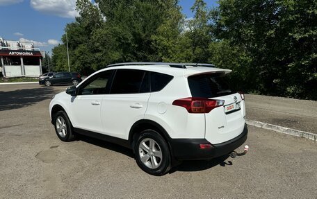 Toyota RAV4, 2014 год, 2 280 000 рублей, 4 фотография