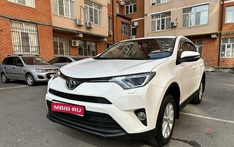 Toyota RAV4, 2018 год, 2 570 000 рублей, 1 фотография